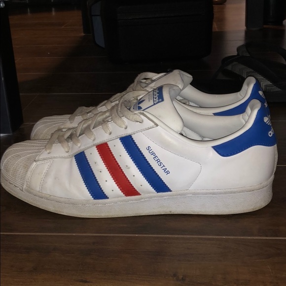 Adidas classic      Red/white/blue - Picture 1 of 4